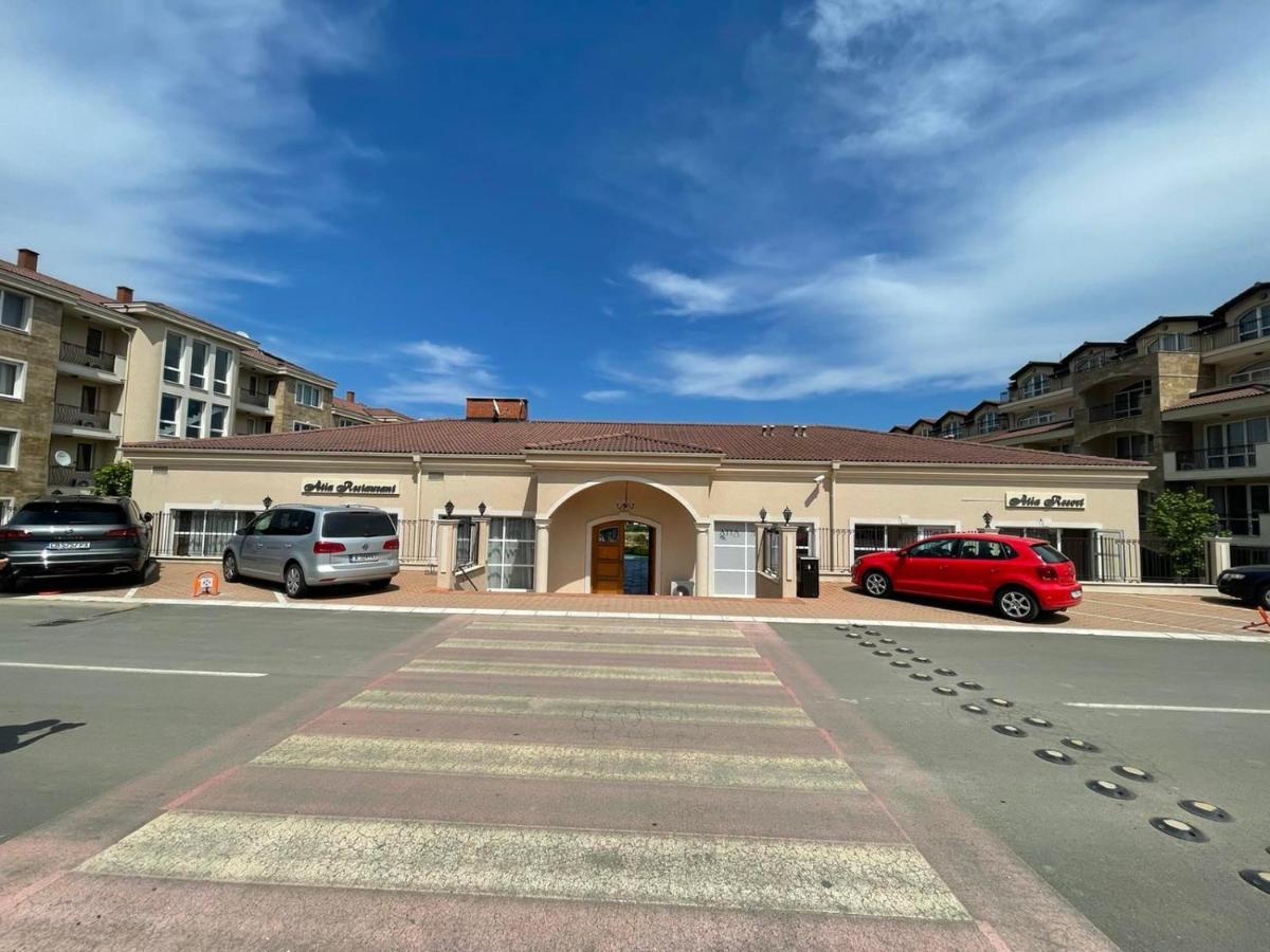 Provence Deluxe Apartment In Atia Resort チェルノモレツ エクステリア 写真