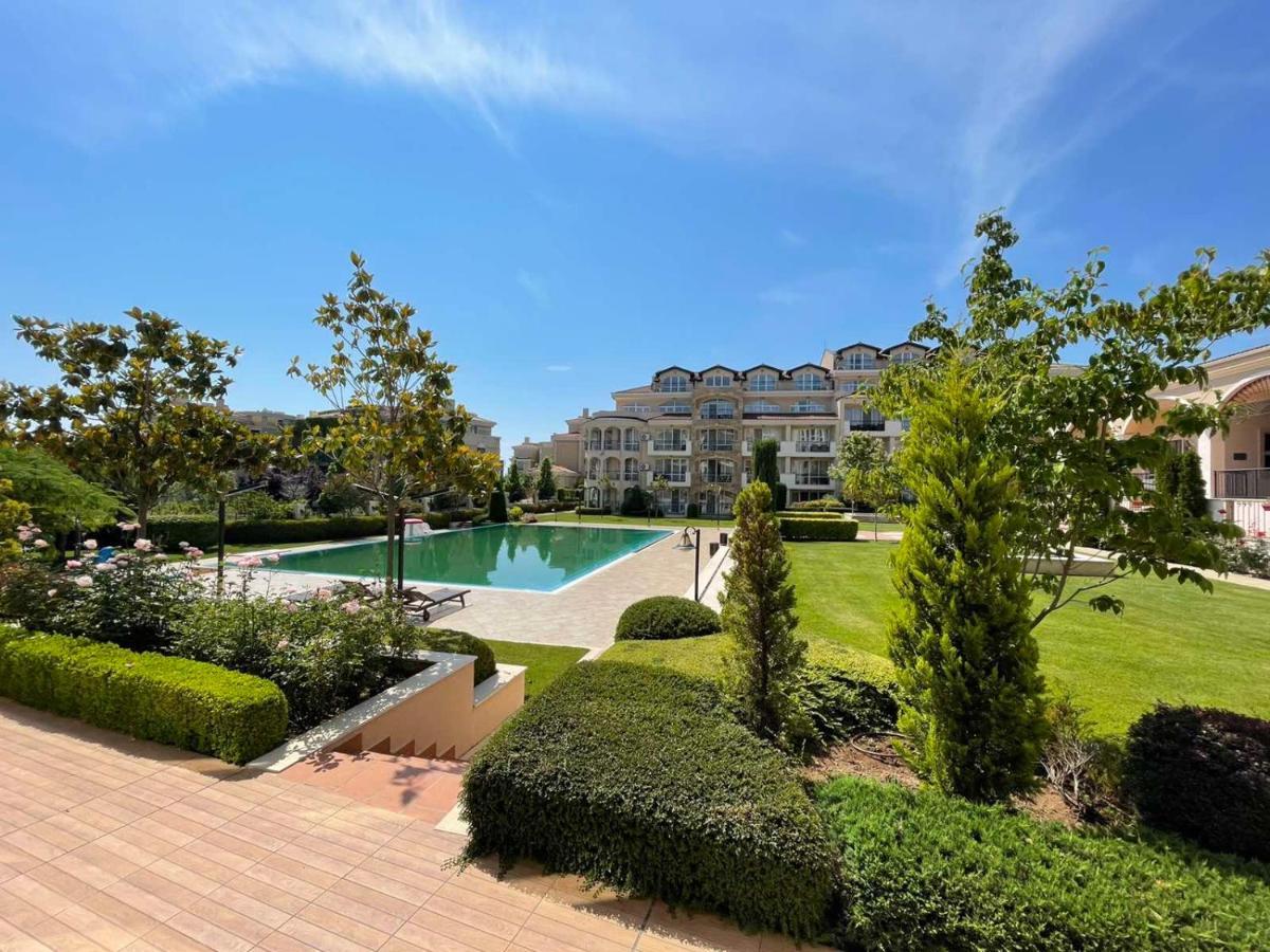 Provence Deluxe Apartment In Atia Resort チェルノモレツ エクステリア 写真