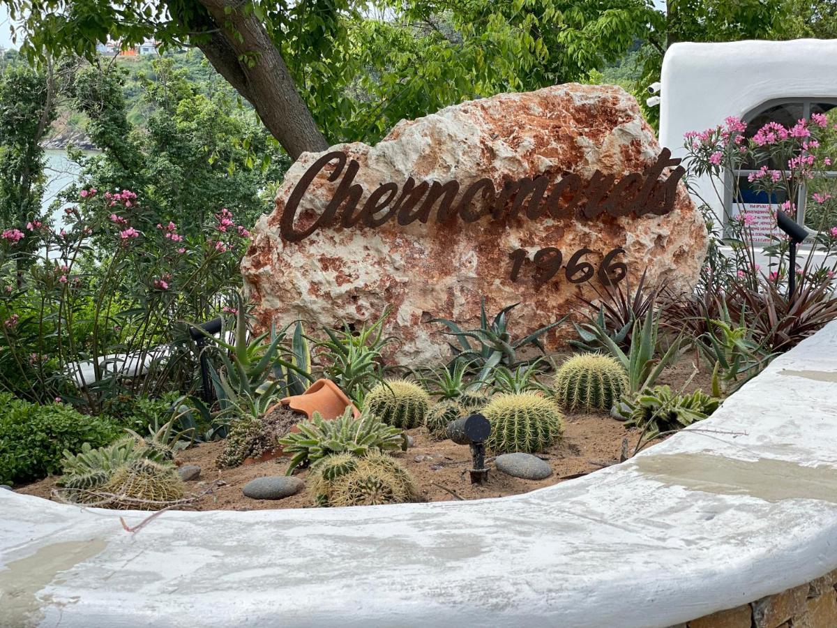 Provence Deluxe Apartment In Atia Resort チェルノモレツ エクステリア 写真