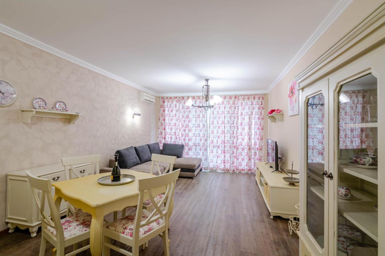 Provence Deluxe Apartment In Atia Resort チェルノモレツ エクステリア 写真